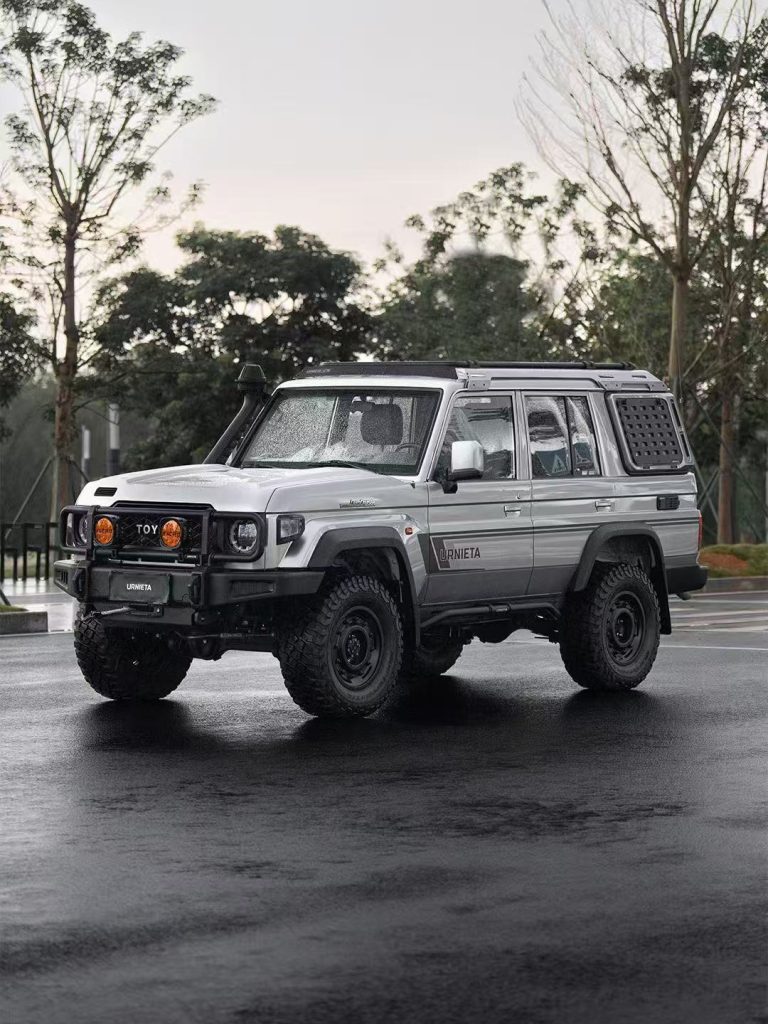 The URNIETA x Land Cruiser 76 OEM-Style Build - 6 The URNIETA x Land Cruiser 76 OEM-Style Build - 5
