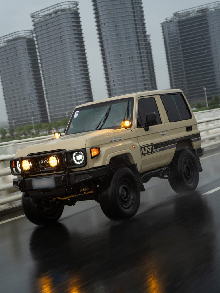 Transforming a Desert Yellow Toyota Land Cruiser 71 with URNIETA Upgrades - 7 Transforming a Desert Yellow Toyota Land Cruiser 71 with URNIETA Upgrades-4
