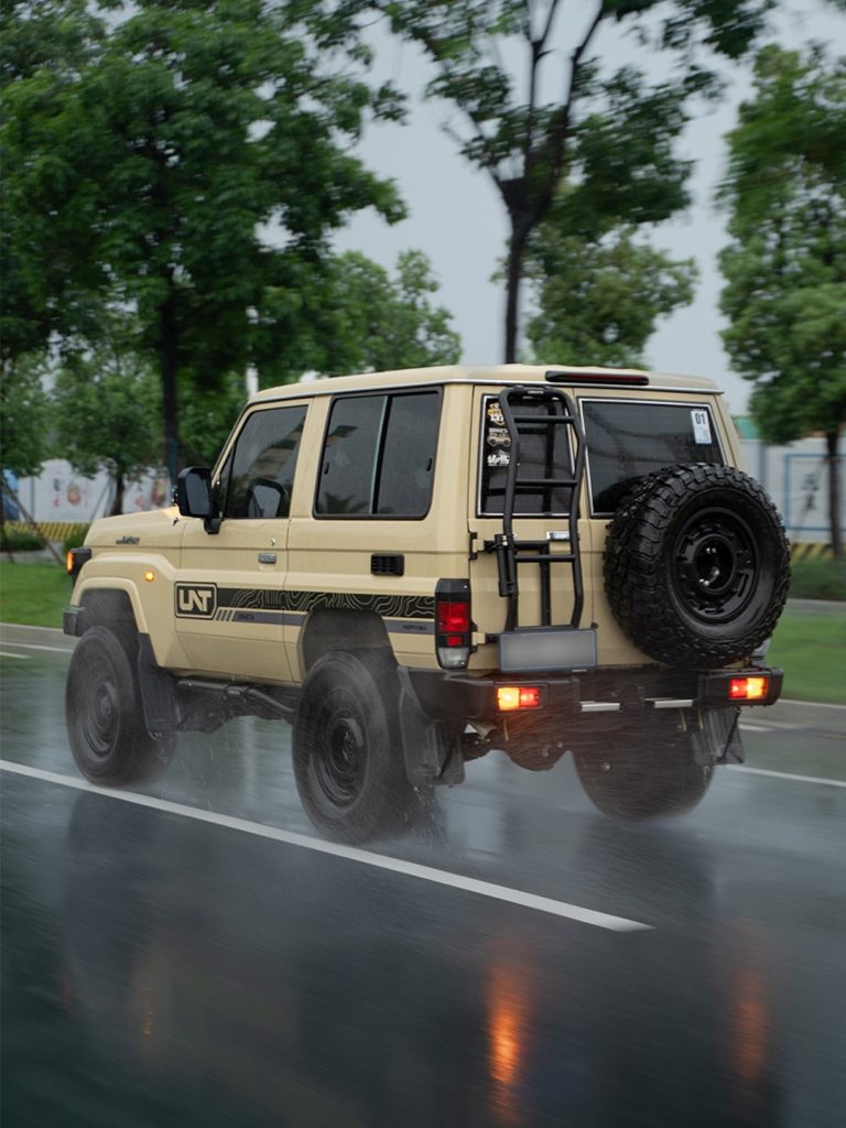 Transforming a Desert Yellow Toyota Land Cruiser 71 with URNIETA Upgrades - 11 Transforming a Desert Yellow Toyota Land Cruiser 71 with URNIETA Upgrades-6