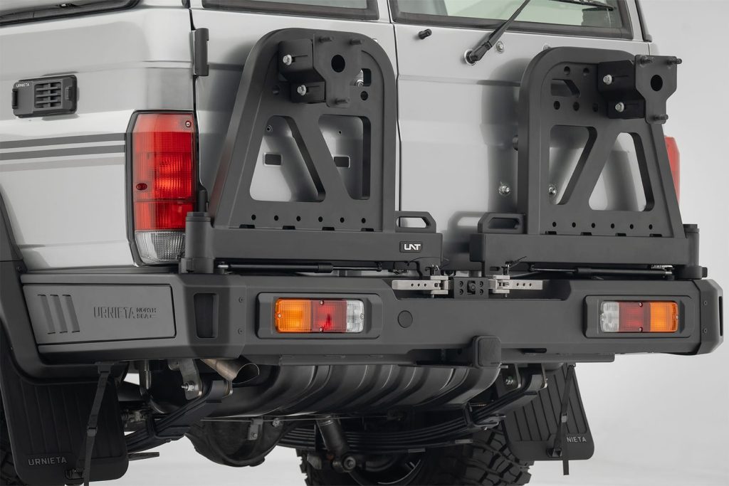 URNIETA Rear Bumper Kit For LC70 technical gallery image 6