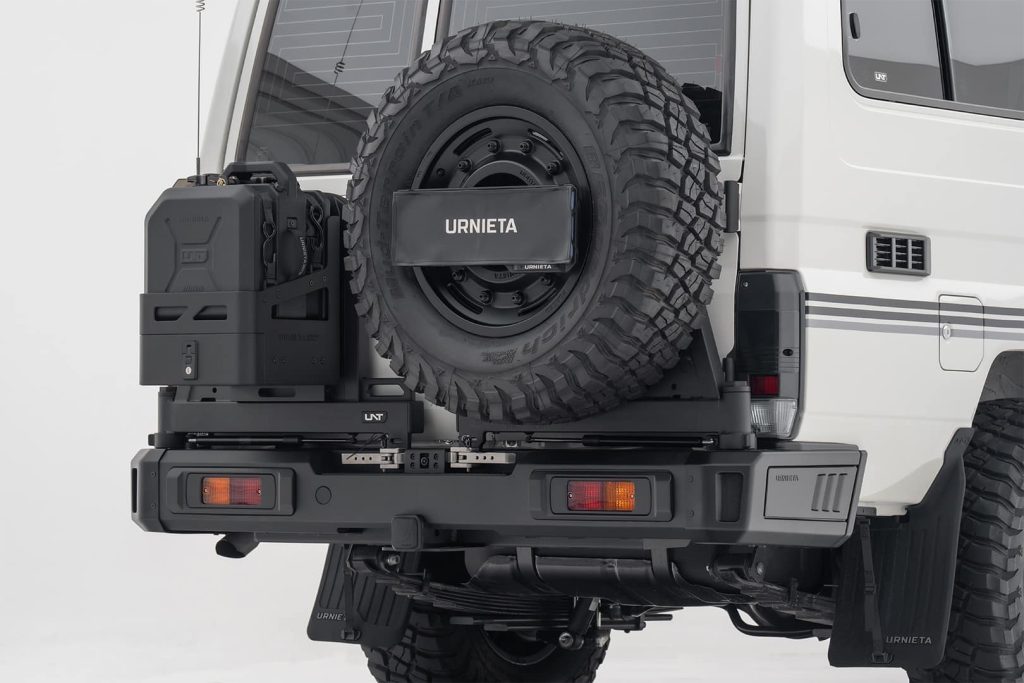 URNIETA Rear Bumper Kit For LC70 technical gallery image 11