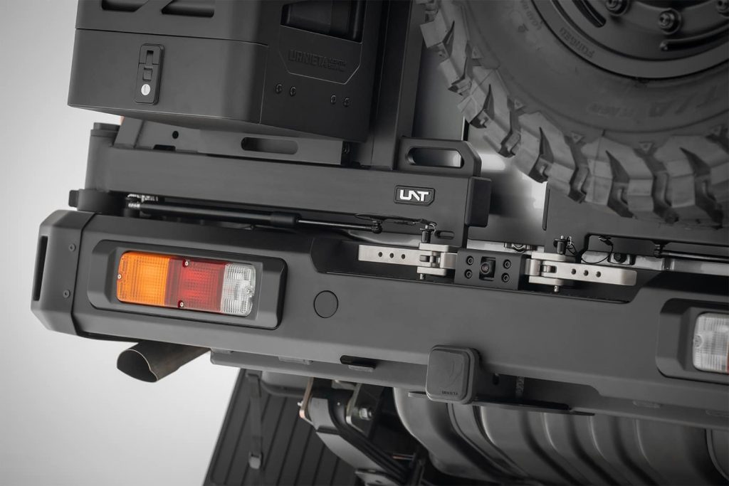 URNIETA Rear Bumper Kit For LC70 technical gallery image 3