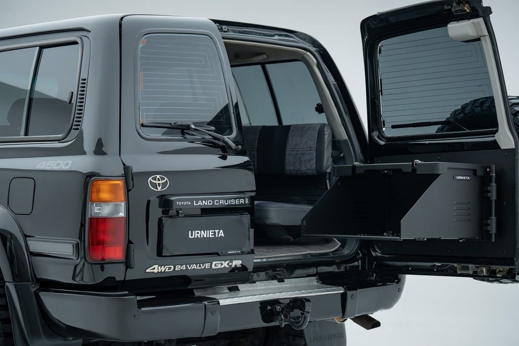 Tailgate Platform for LC80
