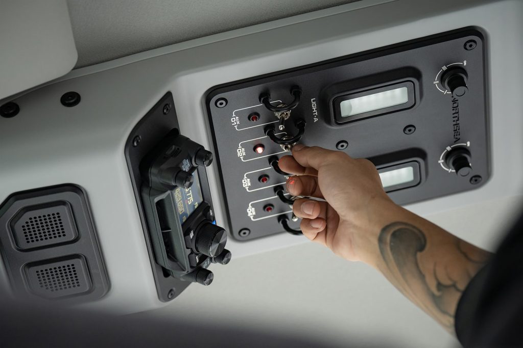 Roof Console for LC70