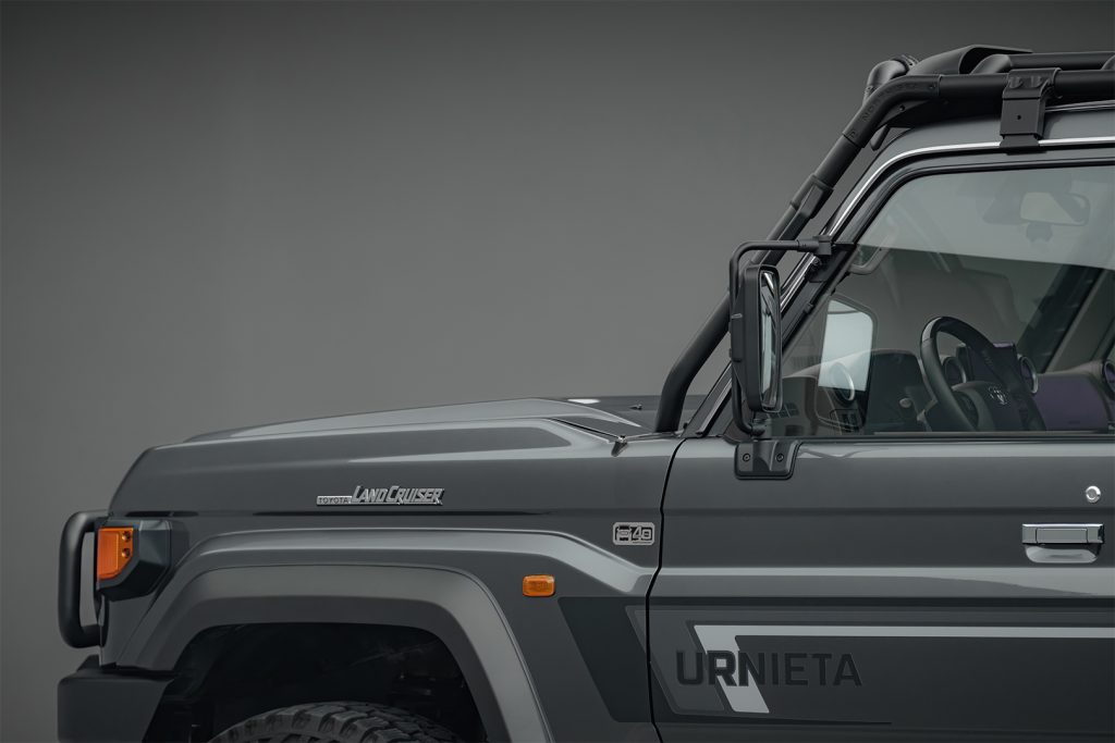 Safari Roof Rack Kit for Land Cruiser 70 Series real photo