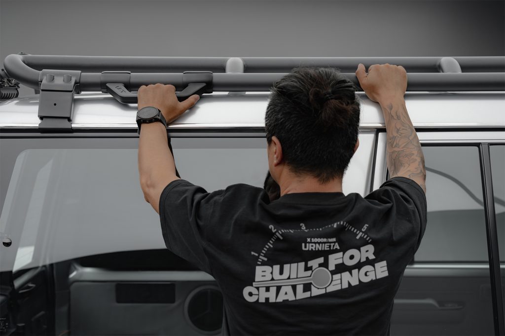 Safari Roof Rack Kit for Land Cruiser 70 Series real photo