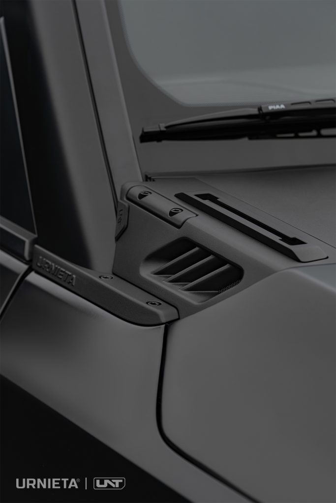 URNIETA LC250 A-Pillar Lighting Brackets on a Toyota Land Cruiser 250, studio view of the unloaded bracket on the A-pillar
